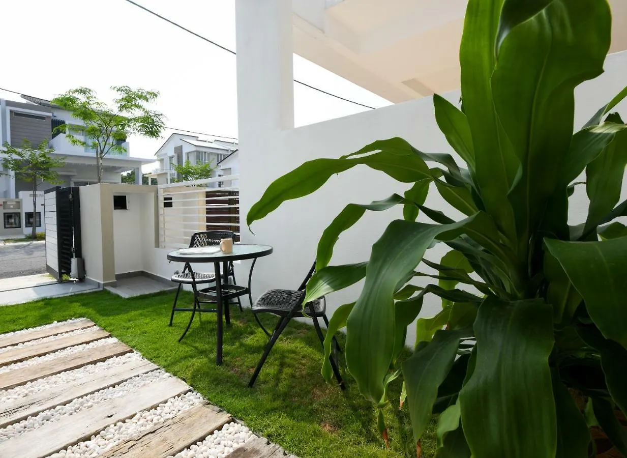 Country Villas Malacca 0*,